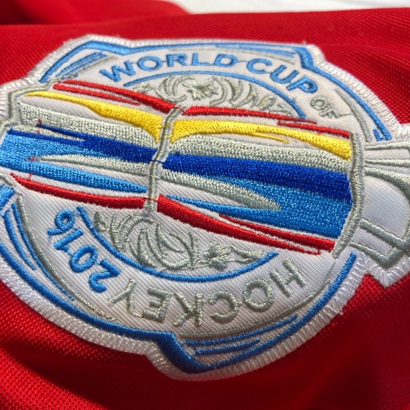 Adidas Authentic Team Canada 2016 World Cup of Hockey Jersey Red XXXL has strap - Picture 15 of 16